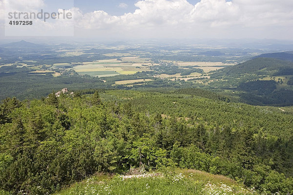 Blick vom Jested  Jeschken  1012 m  Liberec  Reichenberg  Tschechien