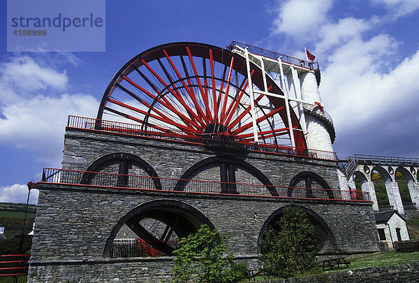 Dieses Wasserrad  genannt Laxey Wheel  diente bis 1929 dazu  Wasser aus dem Bergwerk der Great Laxey Mining Company zu pumpen. Es befindet sich auf der Isle of Man  Großbritannien  Europa.