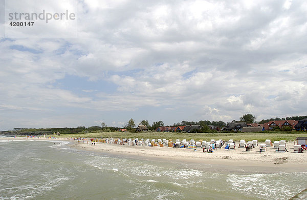 Strand im Ostseebad Wustrow  Ostseeküste  Fischland  Darß  Zingst  Mecklenburg-Vorpommern  Deutschland