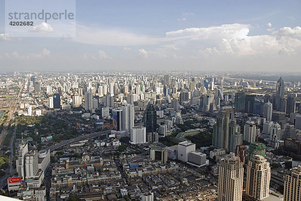Blick vom Bayoke Tower  höchstes Gebaeude Thailands  Bangkok  Asien