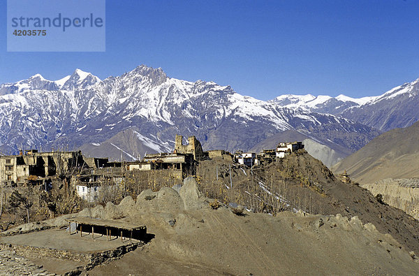 Der Weiler Jharkot  Annapurna Gebiet  Himalaya  Nepal  Asien