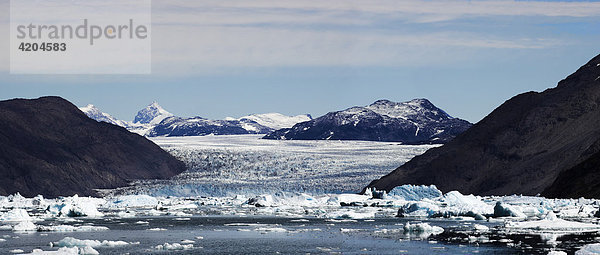 Gletscher  ca. 7 km Entfernung  Qooroq Fjord  nahe Narsarsuaq  Süd-Grönland  Nordatlantik