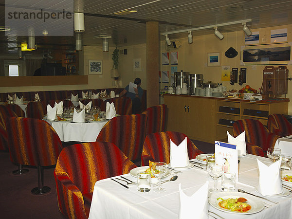 Lounge des Eisbrechers Kapitan Khlebnikov als zusätzlicher Speisesaal genutzt