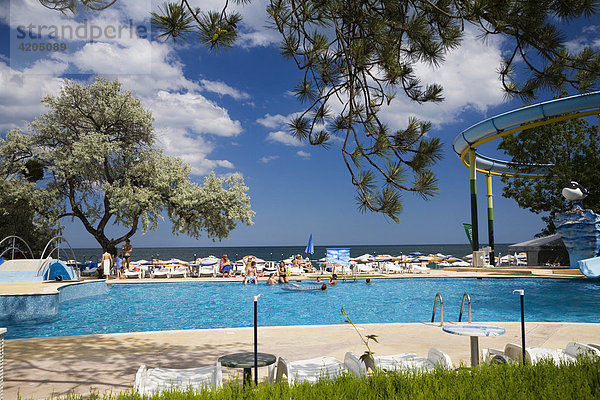 Hotelanlage mit Swimmingpool  Goldstrand bei Zlatni Pjasuci  Schwarzes Meer  Bulgarien