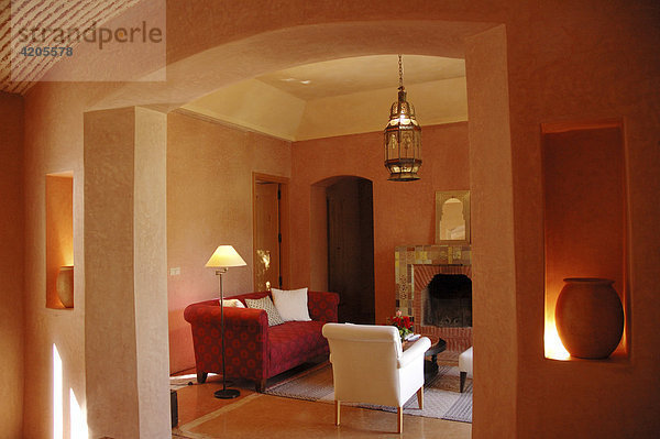 Luxus Resort Hotel La Gazelle d'Or . Wohnzimmer mit Kamin in einem Gästepavillon   Taroundant   Marokko   Afrika