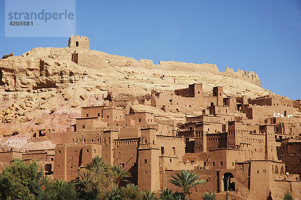 Traditionelle marokkanische Ortschaft aus dem 11. Jahrhundert am Rande des Atlasgebirge   Ait Benhaddou   Marokko   Afrika