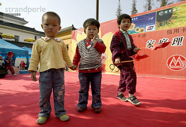 Kinder  Suzhou  China  Asien