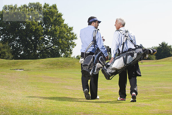 Spaziergang über den Golfplatz