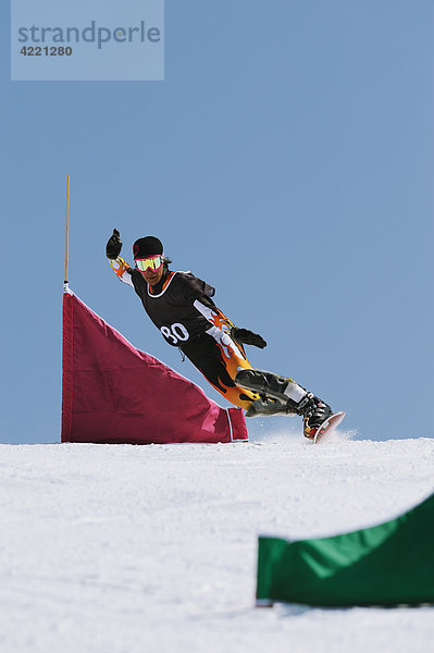 Snowboard Snowboardfahrer fahren Schnee
