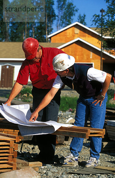 Organisation organisieren sehen Planung Sommer über Gebäude Ingenieur Vielfalt Süden Alaska Anchorage