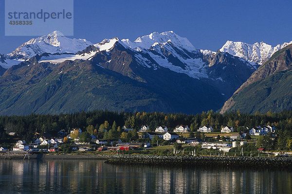 Fort Seward im Wasser @ Low reflektieren die Flut Inside Passage Southeast Alaska Sommer Tongass Nat Forest