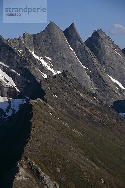 Der Antenne * die Jungfrauen * in Arrigetch Gipfeln Brooks reichen arktische Alaska Sommer