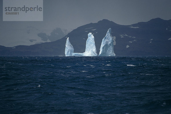 Iceberg in Wasser Südgeorgien Insel Antarktis