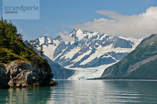 Szenische Ansicht des Gletschers Überraschung von Punkt Doran  Prince William Sound South Central Alaska  Sommer