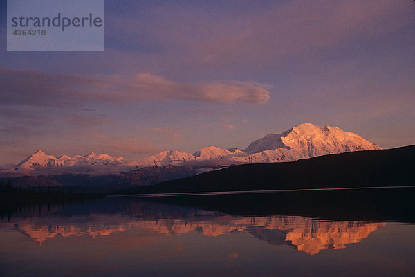 Sunset Mt McKinley Wonder Lake Denali NP Alaska/nFall Interieur