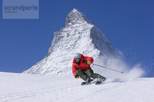 Zermatt  Ski  Wintersport  Kanton Wallis  Berg  Berge  Ski  Skifahren  Carving  Carvingski  Wintersport  Person  Mann  Piste  Sk Kanton Wallis