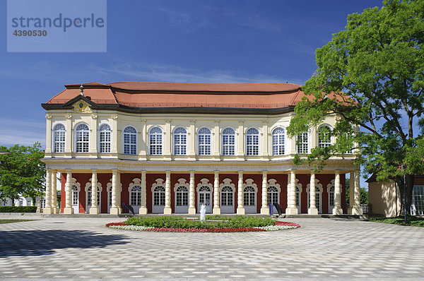 Anhalt  Architektur  aussen  Bauwerk  Bundesrepublik  deutsch  Deutschland  europäisch  Europa  Garten  Gebäude  Merseburg  Oran
