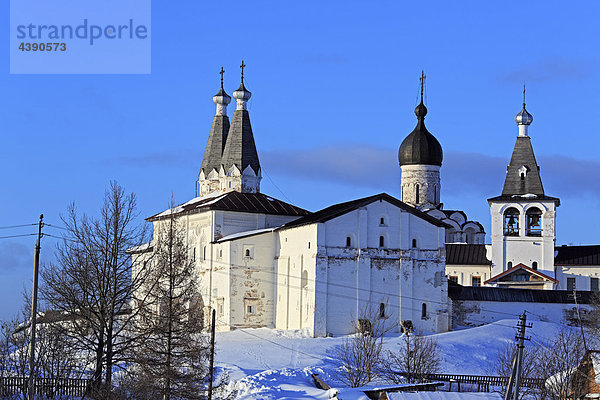 Europa  europäisch  Osteuropa  Russland  russisch  Architektur  Gebäude  Stadt  Vologda Gebiet  Region  Winter  Schnee  Kirche
