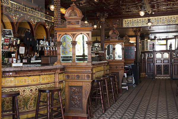 Northern Ireland  Belfast  Interior of the Crown Liquor Saloon