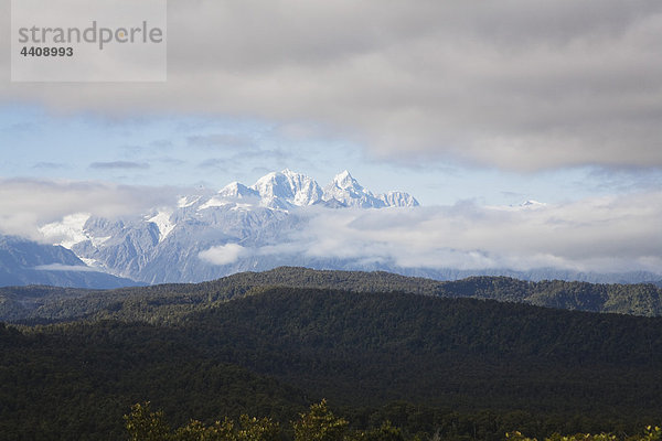 Neuseeland  Südinsel  Westküste  Westküste  Blick auf die Bergketten