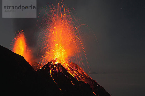 Italy  Sicily  Stromboli volcano erupting