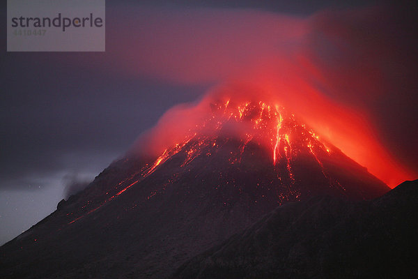 Montserrat  Caribbean  Soufriere hills volcano erupting