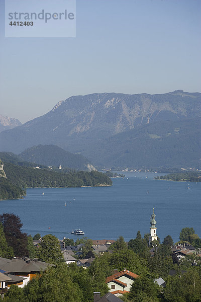Österreich  Salzkammergut  Wolfgangsee  Blick auf St. Gilgen am See