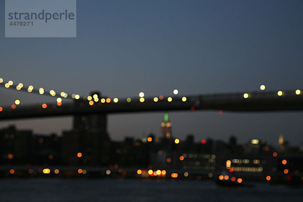 Blick auf die Manhattan Bridge  New York  USA