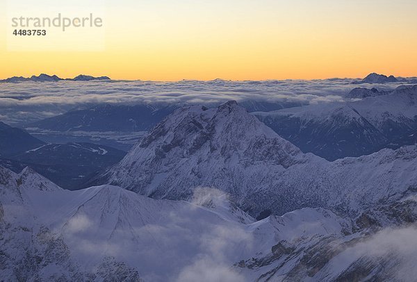 Karwendelgebirge und Wettersteingebirge  Bayern  Deutschland  Europa