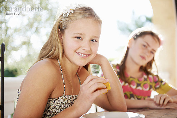 Frische  Frucht  Mädchen  essen  essend  isst