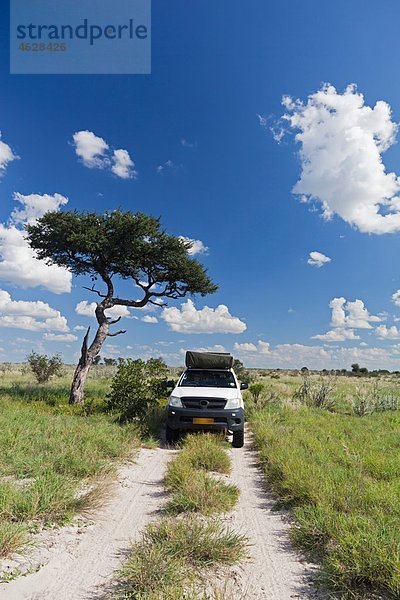 Afrika  Botswana  Landfahrzeug durch das Zentral Kalahari Wildreservat