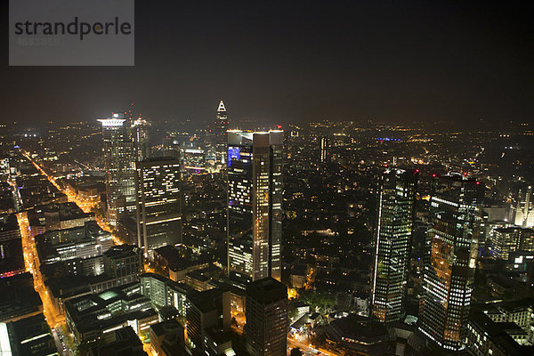 Frankfurter Stadtsilhouette bei Nacht