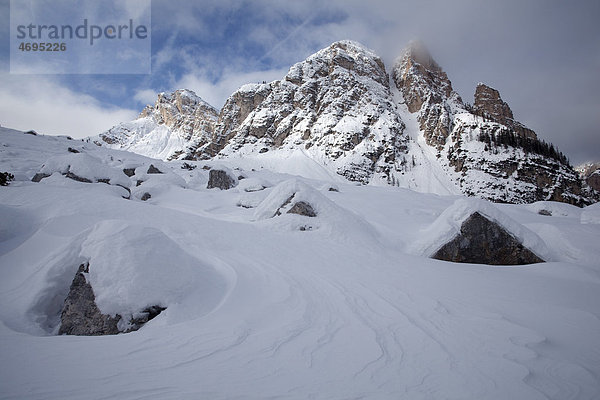 Antonispitze und Eisengabelspitze  Dolomiten  Südtirol  Italien  Europa