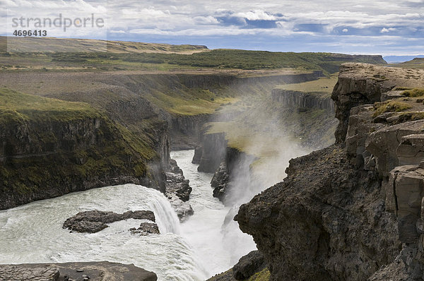 Gullfoss  Golden Falls  near Reykjavik  Iceland  Scandinavia  Europe