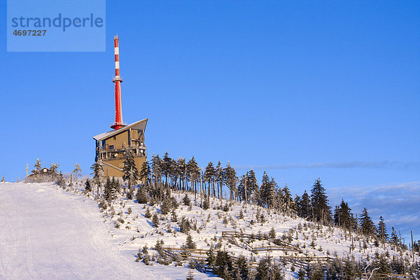 Fernmeldeturm auf dem Berg Lysa Hora  Beskiden  Landschaftsschutzgebiet  Nordmähren  Tschechische Republik  Europa