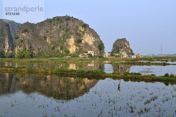 Tam Coc Region  Umgebung von Ninh Binh  trockene Halong Bucht  Vietnam  Südostasien