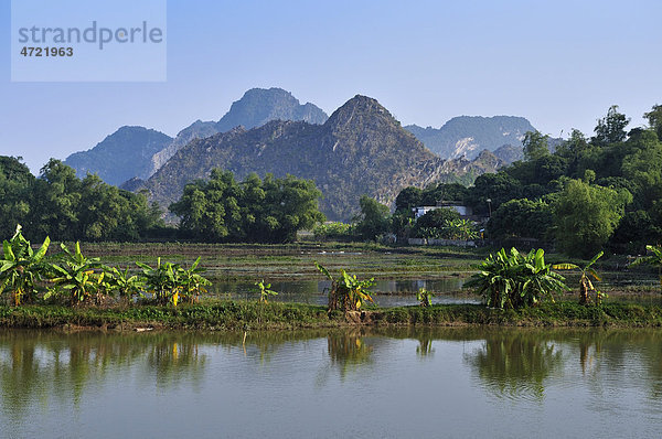 Umgebung von Ninh Binh  trockene Halong Bucht  Vietnam  Südostasien