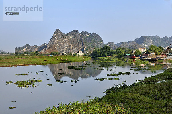 Umgebung von Ninh Binh  trockene Halong Bucht  Vietnam  Südostasien