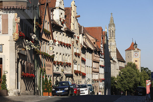 Herrngasse street  Franciscan church and Burgturm tower  Rothenburg ob der Tauber  Romantic Road  Middle Franconia  Franconia  Bavaria  Germany  Europe