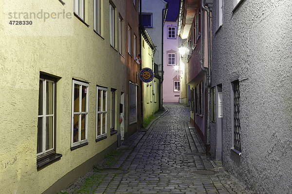 Buchdruckergasse alley  old town Memmingen  Unterallgaeu  Allgaeu region  Schwaben  Bavaria  Germany  Europe