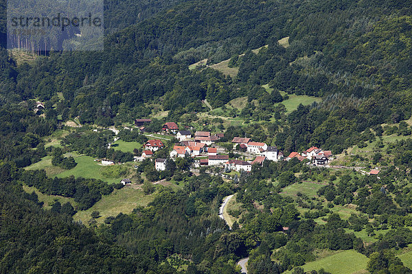 Köfering bei Aggsbach  Blick von Ruine Aggstein  Wachau  Waldviertel  Niederösterreich  Österreich  Europa