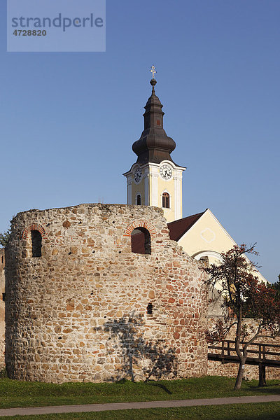 Römisches Kastell  Römisches Lager Favianis  Pfarrkirche Sankt Stephan  Mautern an der Donau  Wachau  Mostviertel  Niederösterreich  Österreich  Europa