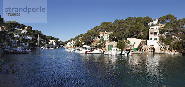 Port in Cala Figuera  Santanyi  Majorca  Balearic Islands  Spain  Europe