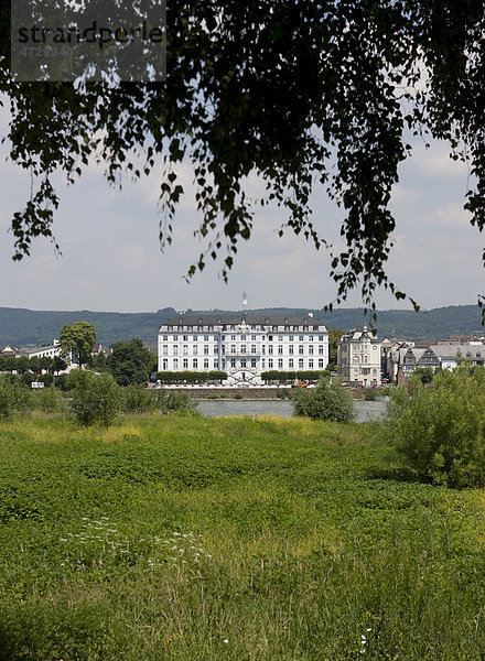 Schloss Engers  Geschäftsstelle der Landesmusik-Stiftung Villa Musica  Stadtteil Engers  Neuwied  Rheinland-Pfalz  Deutschland  Europa