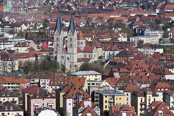 Blick von der Festung Marienberg auf Würzburg  Adalberokirche  Würzburg  Franken  Bayern  Deutschland  Europa