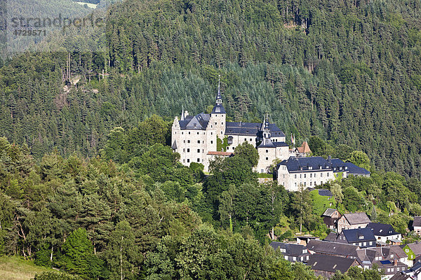 Burg Lauenstein  Ortsteil Lauenstein  Ludwigsstadt  Kreis Kronach  Oberfranken  Bayern  Deutschland  Europa