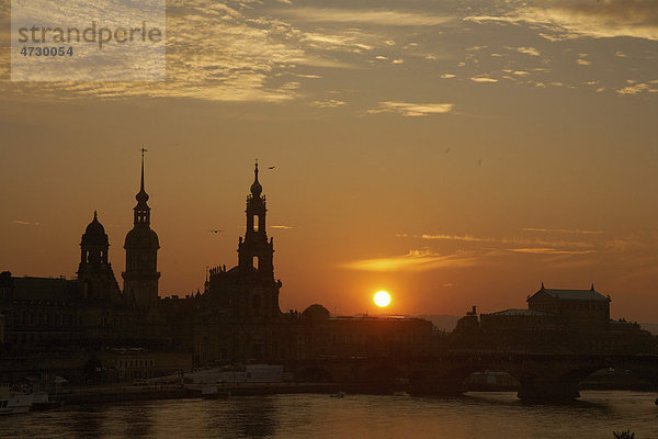 Sonnenuntergang  Silhouette  Dresden  Sachsen  Deutschland  Europa