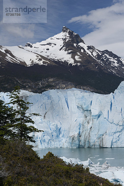 Pico Moreno mit Gletscher Perito Moreno  Parque National Los Glaciares  Patagonien  Argentinien  Südamerika