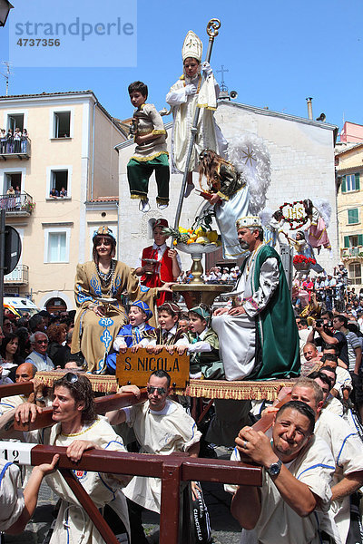 Italien  Molise  Campobasso  Corpus Domini Prozession