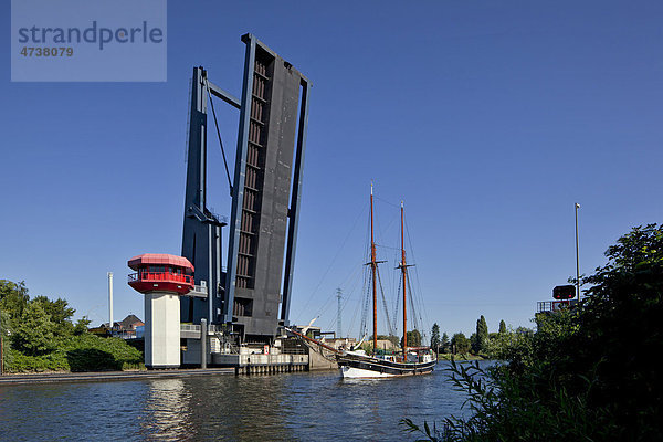 Reiherstieg-Klappbrücke  Neuhöfer Straße  Hamburg  Deutschland  Europa